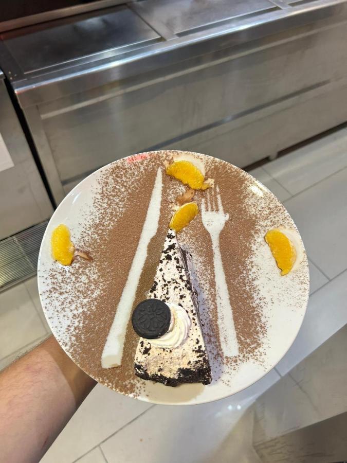Hostal Restaurante Aqua 奥伦塞 外观 照片